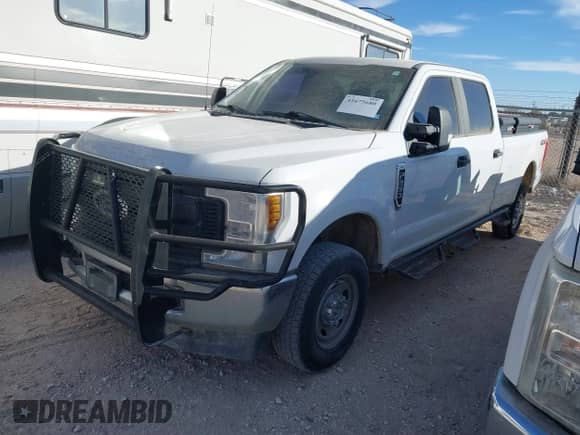 2018 Ford F-250 XL с VIN 1FT7W2B63JEC57006, выставлен на аукционе IAAI как лот 41675680 с пробегом 146 247 миль миль и . История ставок и продаж доступна на DreamBid. Изображение 17.