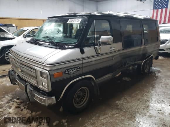 1988 Chevrolet Chevy Van с VIN 2GBEG25K2J4137750, выставлен на аукционе Copart как лот 51053075 с пробегом 26 823 миль миль и Списание • Salvage title. История ставок и продаж доступна на DreamBid. Изображение 1.