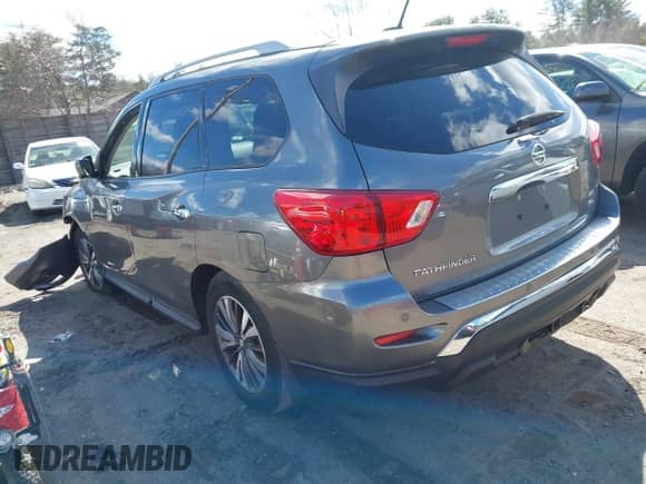 2017 Nissan Pathfinder SL with VIN 5N1DR2MM8HC651656, listed as a IAAI auction lot 41883662 with Not provided miles and . Bid and sale history available at DreamBid. Image 3.