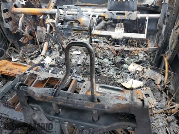 2022 Ram 1500 Tradesman z VIN 3C6RR6KG7NG218120, wystawiony jako Copart lot #65372665 z przebiegiem Nie podano mil oraz Nie do naprawy • Non repairable. Historia ofert i sprzedaży dostępna na DreamBid. Obrazek 8.