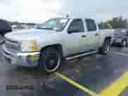 2013 Chevrolet Silverado 1500 LS z VIN 3GCPCREA3DG285970, wystawiony jako IAAI lot #43182821 z przebiegiem 289 384 mil mil oraz . Historia ofert i sprzedaży dostępna na DreamBid. Obrazek 18.