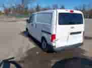 2017 Chevrolet City Express Cargo LT z VIN 3N63M0ZN8HK696544, wystawiony jako IAAI lot #41825274 z przebiegiem 146 178 mil mil oraz . Historia ofert i sprzedaży dostępna na DreamBid. Obrazek 3.