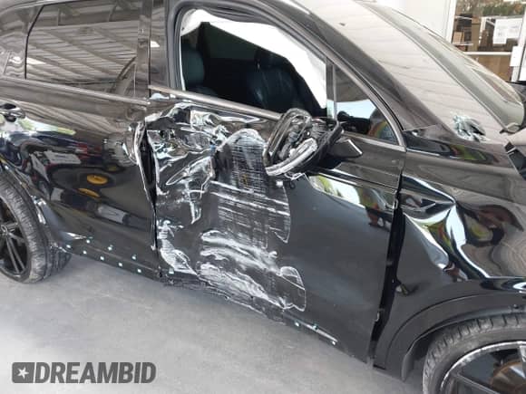 2022 Kia Sorento SX with VIN 5XYRK4LFXNG139319, listed as a IAAI auction lot 42044515 with 43,830 mi miles and . Bid and sale history available at DreamBid. Image 6.