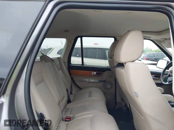 2010 Land Rover Range Rover Sport HSE with VIN SALSF2D48AA232852, listed as a IAAI auction lot 42824851 with 177,375 mi miles and . Bid and sale history available at DreamBid. Image 8.