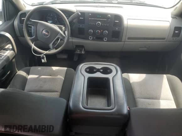 2007 GMC Sierra 1500 SLE1 z VIN 2GTEC13C571722619, wystawiony jako Copart lot #70695765 z przebiegiem 141 826 mil mil oraz Szkoda całkowita • Salvage title. Historia ofert i sprzedaży dostępna na DreamBid. Obrazek 8.