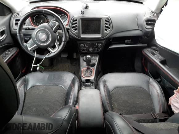 2020 Jeep Compass Trailhawk with VIN 3C4NJDDB7LT163175, listed as a Copart auction lot 68119685 with Not provided miles and Salvage title. Bid and sale history available at DreamBid. Image 8.