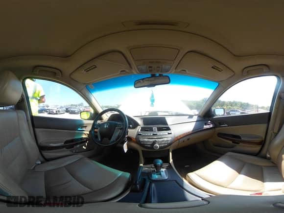 2010 Honda Accord EX-L с VIN 1HGCP2F87AA193181, выставлен на аукционе IAAI как лот 43211773 с пробегом 178 081 миль миль и . История ставок и продаж доступна на DreamBid. Изображение 18.