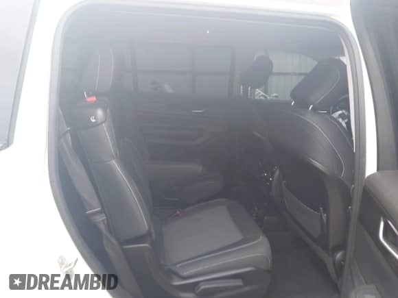 2023 Jeep Grand Cherokee Laredo с VIN 1C4RJJAG4P8843328, выставлен на аукционе IAAI как лот 43280346 с пробегом 53 361 миль миль и . История ставок и продаж доступна на DreamBid. Изображение 8.