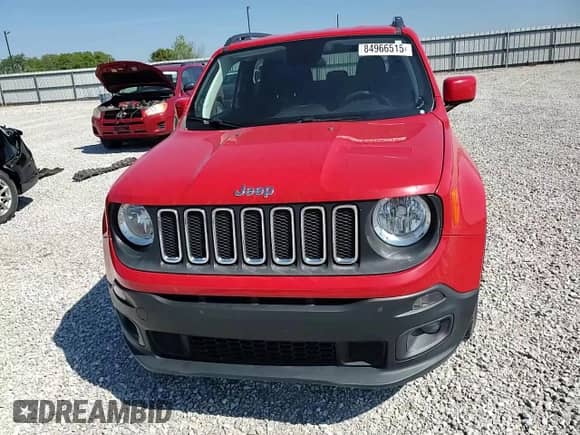 2018 Jeep Renegade Latitude with VIN ZACCJABB2JPH25285, listed as a Copart auction lot 84966515 with 112,206 mi miles and Salvage title. Bid and sale history available at DreamBid. Image 13.