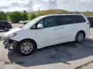 2013 Toyota Sienna SE with VIN 5TDXK3DC5DS339046, listed as a Copart auction lot 65645635 with 117,114 mi miles and Salvage title. Bid and sale history available at DreamBid. Image 1.