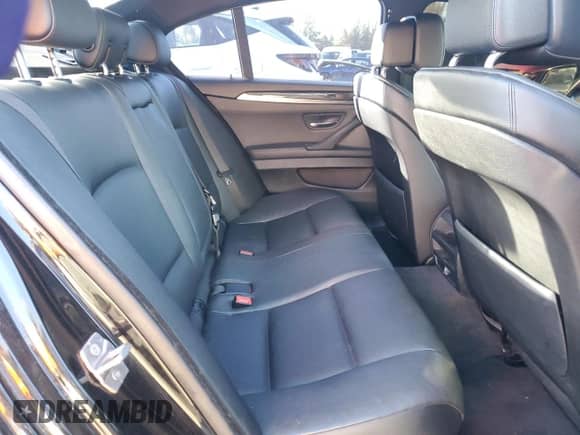 2013 BMW 5 Series 535i с VIN WBAFR7C5XDC820555, выставлен на аукционе Copart как лот 86656615 с пробегом Не указан миль и Чистый • Clean title. История ставок и продаж доступна на DreamBid. Изображение 10.