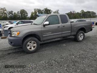 2005 Toyota Tundra SR5 с VIN 5TBBT44145S463461, выставлен на аукционе Copart как лот 84458425 с пробегом Не указан миль и Чистый • Clean title. История ставок и продаж доступна на DreamBid. Изображение 1.