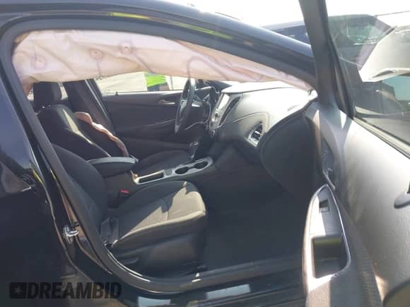 2017 Chevrolet Cruze LS with VIN 1G1BC5SM8H7264432, listed as a IAAI auction lot 43167098 with 46,771 mi miles and . Bid and sale history available at DreamBid. Image 5.