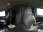 2018 Chevrolet Express Cargo с VIN 1GCWGAFG2J1339094, выставлен на аукционе IAAI как лот 42127557 с пробегом 131 480 миль миль и . История ставок и продаж доступна на DreamBid. Изображение 19.