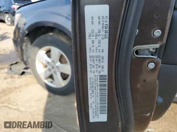 2018 Dodge Journey SE with VIN 3C4PDCAB8JT530502, listed as a Copart auction lot 71716685 with 137,612 mi miles and Clean title. Bid and sale history available at DreamBid. Image 13.