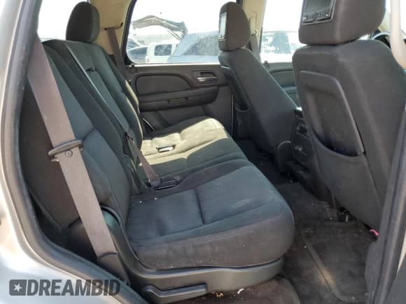 2011 Chevrolet Tahoe LS с VIN 1GNSCAE08BR242037, выставлен на аукционе Copart как лот 70038785 с пробегом 301 821 миль миль и Чистый • Clean title. История ставок и продаж доступна на DreamBid. Изображение 11.
