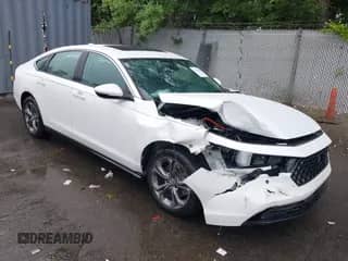 2023 Honda Accord Touring с VIN 1HGCY2F87PA032030, выставлен на аукционе IAAI как лот 42389268 с пробегом 15 278 миль миль и . История ставок и продаж доступна на DreamBid. Изображение 1.