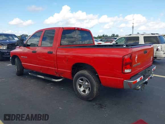 2004 Dodge 1500 ST с VIN 1D7HA18K64J118748, выставлен на аукционе IAAI как лот 43360476 с пробегом 195 808 миль миль и . История ставок и продаж доступна на DreamBid. Изображение 3.