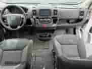 2014 Ram ProMaster Cargo z VIN 3C6TRVBG2EE118261, wystawiony jako Copart lot #55901385 z przebiegiem 168 026 mil mil oraz Czysty tytuł • Clean title. Historia ofert i sprzedaży dostępna na DreamBid. Obrazek 9.