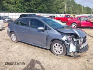 2022 Toyota Corolla L with VIN 5YFDPMAE0NP323055, listed as a IAAI auction lot 42939954 with 40,184 mi miles and . Bid and sale history available at DreamBid. Image 1.