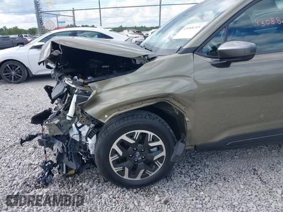 2025 Subaru Forester Premium z VIN JF2SLDBCXSH547118, wystawiony jako IAAI lot #43088245 z przebiegiem 1 219 mil mil oraz . Historia ofert i sprzedaży dostępna na DreamBid. Obrazek 19.