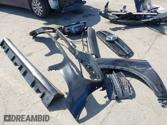 2023 Mercedes-Benz GLE 350 with VIN 4JGFB4JE2PA885002, listed as a IAAI auction lot 42537396 with 13,950 mi miles and . Bid and sale history available at DreamBid. Image 12.