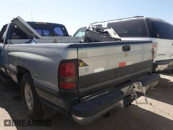 1996 Dodge 1500 with VIN 1B7HC16YXTS618397, listed as a Copart auction lot 52825965 with 282,352 mi miles and Non repairable. Bid and sale history available at DreamBid. Image 6.