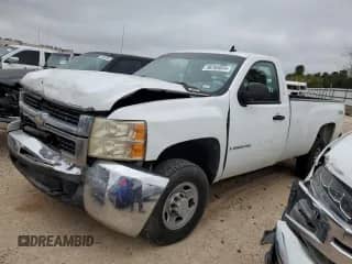 2009 Chevrolet Silverado 2500HD Work Truck with VIN 1GCHK44KX9F132841, listed as a Copart auction lot 86765654 with 372,487 mi miles and Salvage title. Bid and sale history available at DreamBid. Image 1.
