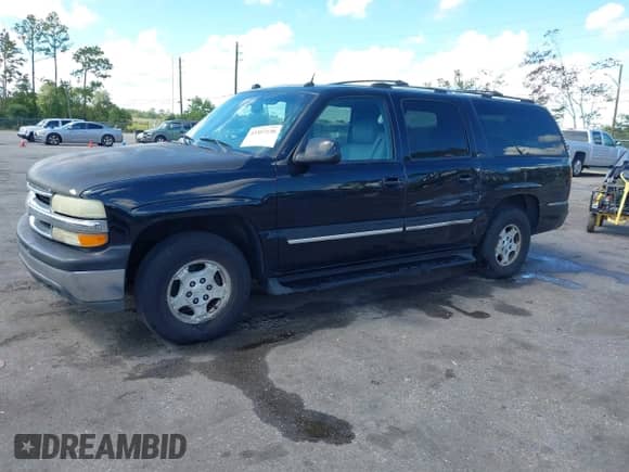 2004 Chevrolet Suburban LT с VIN 3GNEC16Z84G214705, выставлен на аукционе IAAI как лот 43307130 с пробегом 299 099 миль миль и . История ставок и продаж доступна на DreamBid. Изображение 2.