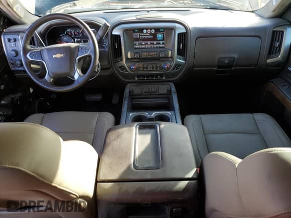 2015 Chevrolet Silverado 3500HD LTZ с VIN 1GC5K0C82FZ552525, выставлен на аукционе Copart как лот 80791284 с пробегом 59 404 миль миль и Списание • Salvage title. История ставок и продаж доступна на DreamBid. Изображение 8.