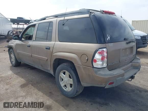 2003 Chevrolet TrailBlazer EXT LT with VIN 1GNET16S536168219, listed as a IAAI auction lot 41813821 with 215,849 mi miles and . Bid and sale history available at DreamBid. Image 3.