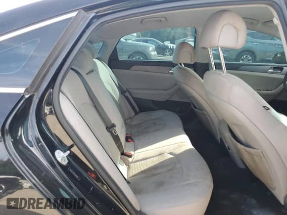 2015 Hyundai Sonata SE с VIN 5NPE24AFXFH010802, выставлен на аукционе Copart как лот 80144355 с пробегом 139 221 миль миль и Чистый • Clean title. История ставок и продаж доступна на DreamBid. Изображение 10.