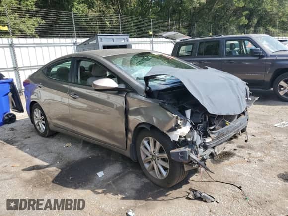 2015 Hyundai Elantra SE с VIN 5NPDH4AE0FH592569, выставлен на аукционе Copart как лот 70924325 с пробегом 228 315 миль миль и Списание • Salvage title. История ставок и продаж доступна на DreamBid. Изображение 4.