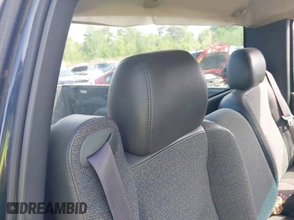 2006 Chevrolet Silverado 1500 Work Truck с VIN 3GCEK14V46G251278, выставлен на аукционе IAAI как лот 42353230 с пробегом 88 084 миль миль и . История ставок и продаж доступна на DreamBid. Изображение 8.