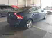 2013 Volvo S60 T5 с VIN YV1612FH9D2184973, выставлен на аукционе IAAI как лот 43136800 с пробегом 106 699 миль миль и . История ставок и продаж доступна на DreamBid. Изображение 4.