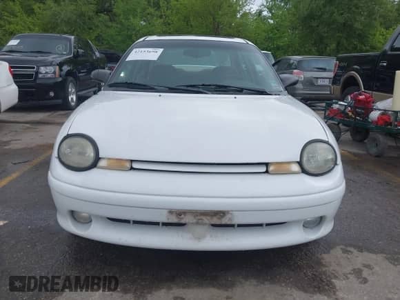 1999 Dodge Neon z VIN 1B3ES47Y6XD157331, wystawiony jako IAAI lot #42153698 z przebiegiem 218 408 mil mil oraz . Historia ofert i sprzedaży dostępna na DreamBid. Obrazek 6.