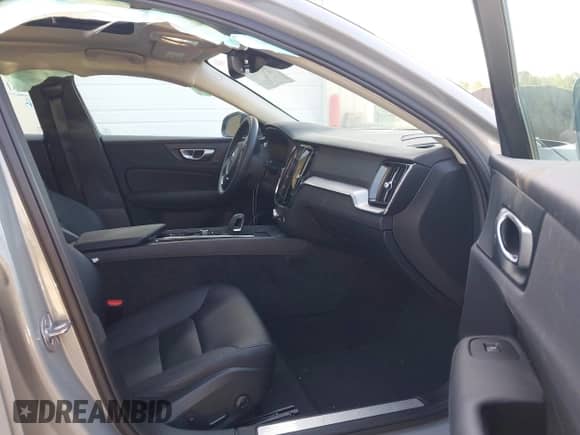 2024 Volvo S60 Core Dark Theme с VIN 7JRL12TK8RG313547, выставлен на аукционе IAAI как лот 42055228 с пробегом 22 672 миль миль и . История ставок и продаж доступна на DreamBid. Изображение 5.