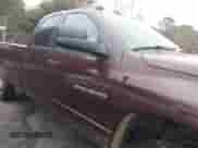 2005 Dodge 2500 SLT z VIN 3D7KS28C55G753321, wystawiony jako IAAI lot #41617859 z przebiegiem 292 480 mil mil oraz . Historia ofert i sprzedaży dostępna na DreamBid. Obrazek 13.