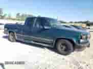 1995 GMC Sierra 1500 z VIN 2GTEC19K7S1585318, wystawiony jako Copart lot #73648904 z przebiegiem 196 568 mil mil oraz Szkoda całkowita • Salvage title. Historia ofert i sprzedaży dostępna na DreamBid. Obrazek 4.