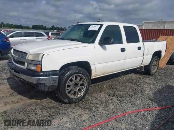 2005 Chevrolet Silverado 1500HD LT с VIN 1GCGC13U85F821460, выставлен на аукционе IAAI как лот 42150934 с пробегом 272 356 миль миль и . История ставок и продаж доступна на DreamBid. Изображение 2.