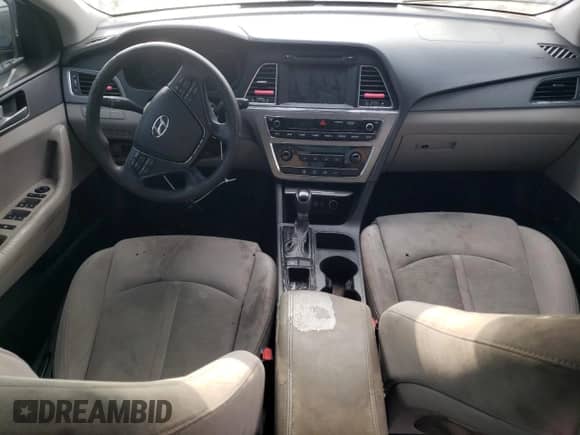 2016 Hyundai Sonata SE с VIN 5NPE24AF8GH391129, выставлен на аукционе Copart как лот 43825275 с пробегом Не указан миль и Чистый • Clean title. История ставок и продаж доступна на DreamBid. Изображение 8.