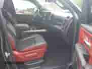 2020 Ram 1500 Rebel z VIN 1C6SRFLT0LN315399, wystawiony jako IAAI lot #42988101 z przebiegiem 93 786 mil mil oraz . Historia ofert i sprzedaży dostępna na DreamBid. Obrazek 5.