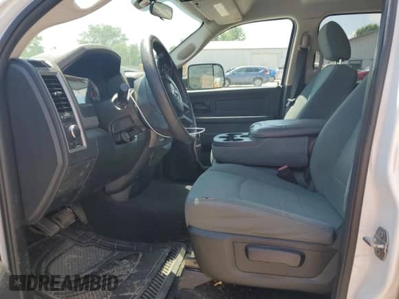 2017 Ram 1500 Tradesman with VIN 1C6RR7FG3HS653360, listed as a Copart auction lot 61468345 with 197,845 mi miles and Salvage title. Bid and sale history available at DreamBid. Image 7.