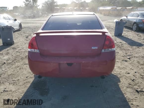 2008 Chevrolet Impala SS with VIN 2G1WD58C389117723, listed as a Copart auction lot 81932245 with 172,923 mi miles and Clean title. Bid and sale history available at DreamBid. Image 6.