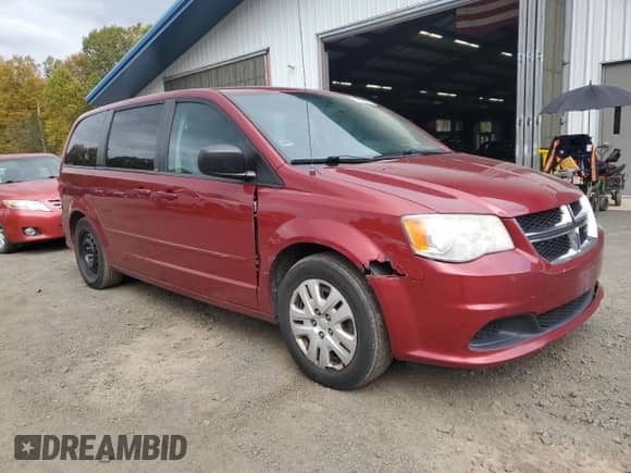 2014 Dodge Grand Caravan SE with VIN 2C4RDGBG4ER279271, listed as a Copart auction lot 85544545 with 187,182 mi miles and Clean title. Bid and sale history available at DreamBid. Image 4.