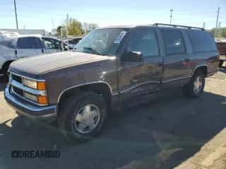 1998 Chevrolet Suburban с VIN 1GNFK16R6WJ306534, выставлен на аукционе Copart как лот 75030844 с пробегом 230 869 миль миль и Чистый • Clean title. История ставок и продаж доступна на DreamBid. Изображение 1.