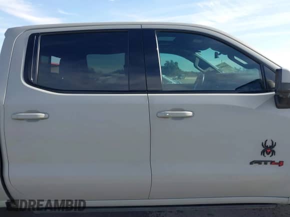 2023 GMC Sierra 1500 AT4 с VIN 1GTUUEEL3PZ192722, выставлен на аукционе IAAI как лот 41656902 с пробегом 24 206 миль миль и . История ставок и продаж доступна на DreamBid. Изображение 13.