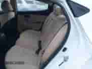 2013 Hyundai Elantra GLS z VIN 5NPDH4AE5DH432104, wystawiony jako IAAI lot #43516103 z przebiegiem 78 995 mil mil oraz . Historia ofert i sprzedaży dostępna na DreamBid. Obrazek 8.