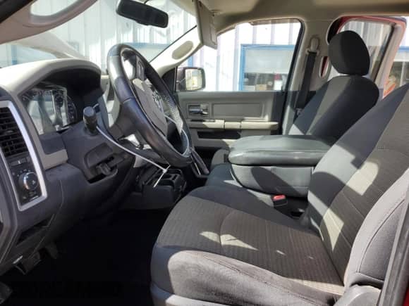 2010 Dodge 1500 SLT с VIN 1D7RV1GT1AS119623, выставлен на аукционе Copart как лот 75619904 с пробегом 147 961 миль миль и Списание • Salvage title. История ставок и продаж доступна на DreamBid. Изображение 7.