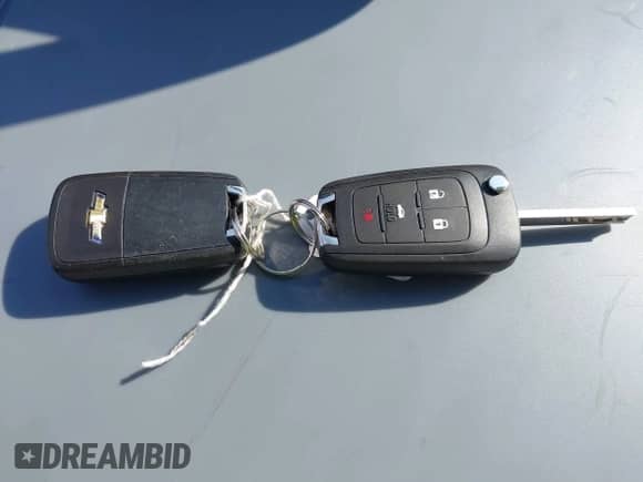 2014 Chevrolet Cruze LS с VIN 1G1PA5SG9E7321755, выставлен на аукционе IAAI как лот 43150192 с пробегом 104 547 миль миль и . История ставок и продаж доступна на DreamBid. Изображение 11.
